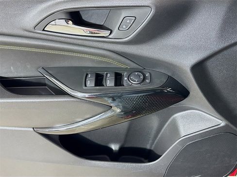 New 2026 Chevrolet Trax LT w/ Sunroof Package image 16