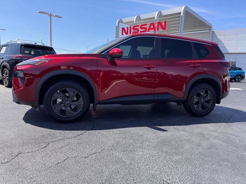 Used 2026 Nissan Rogue SV w/ Cold Weather Package FWD image 2