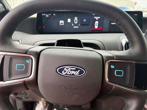 New 2027 Ford Expedition Platinum w/ Stealth Performance Package AWD/4WD image 26