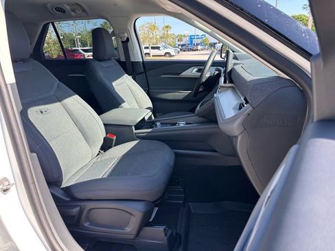 Used 2026 Ford Explorer Active RWD image 22