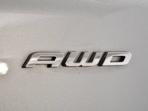 Used 2024 Ford Edge SEL w/ Convenience Package AWD/4WD image 21