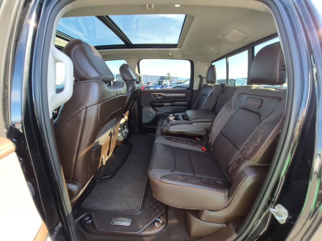 Used 2025 RAM 1500 Limited AWD/4WD image 13