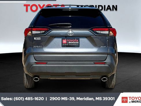 Used 2024 Toyota RAV4 XLE Premium image 4