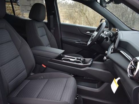 New 2026 Chevrolet Equinox LT image 14