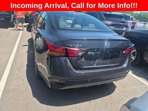 Used 2022 Nissan Altima 2.5 SV FWD image 4