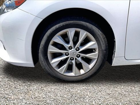 Used 2015 Lexus ES 300h w/ Navigation System Package FWD image 9