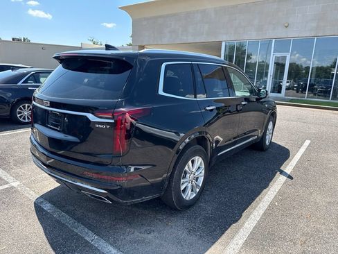 Used 2025 Cadillac XT6 Luxury AWD/4WD image 5