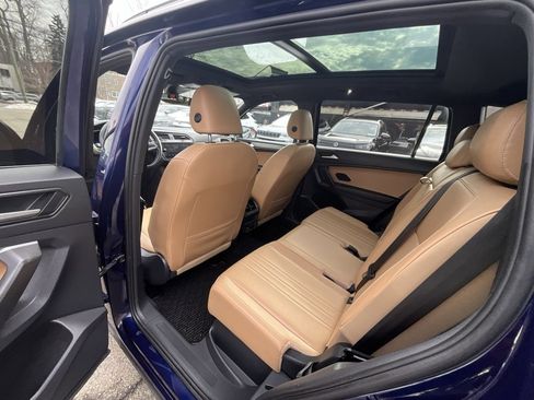 Used 2022 Volkswagen Tiguan SE image 22