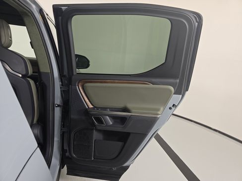 Used 2023 Rivian R1T Adventure image 19