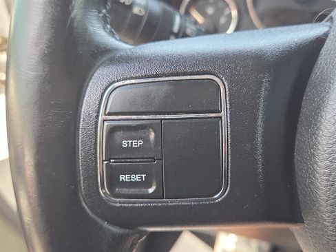 Used 2018 Jeep Wrangler Unlimited Sport S AWD/4WD image 29