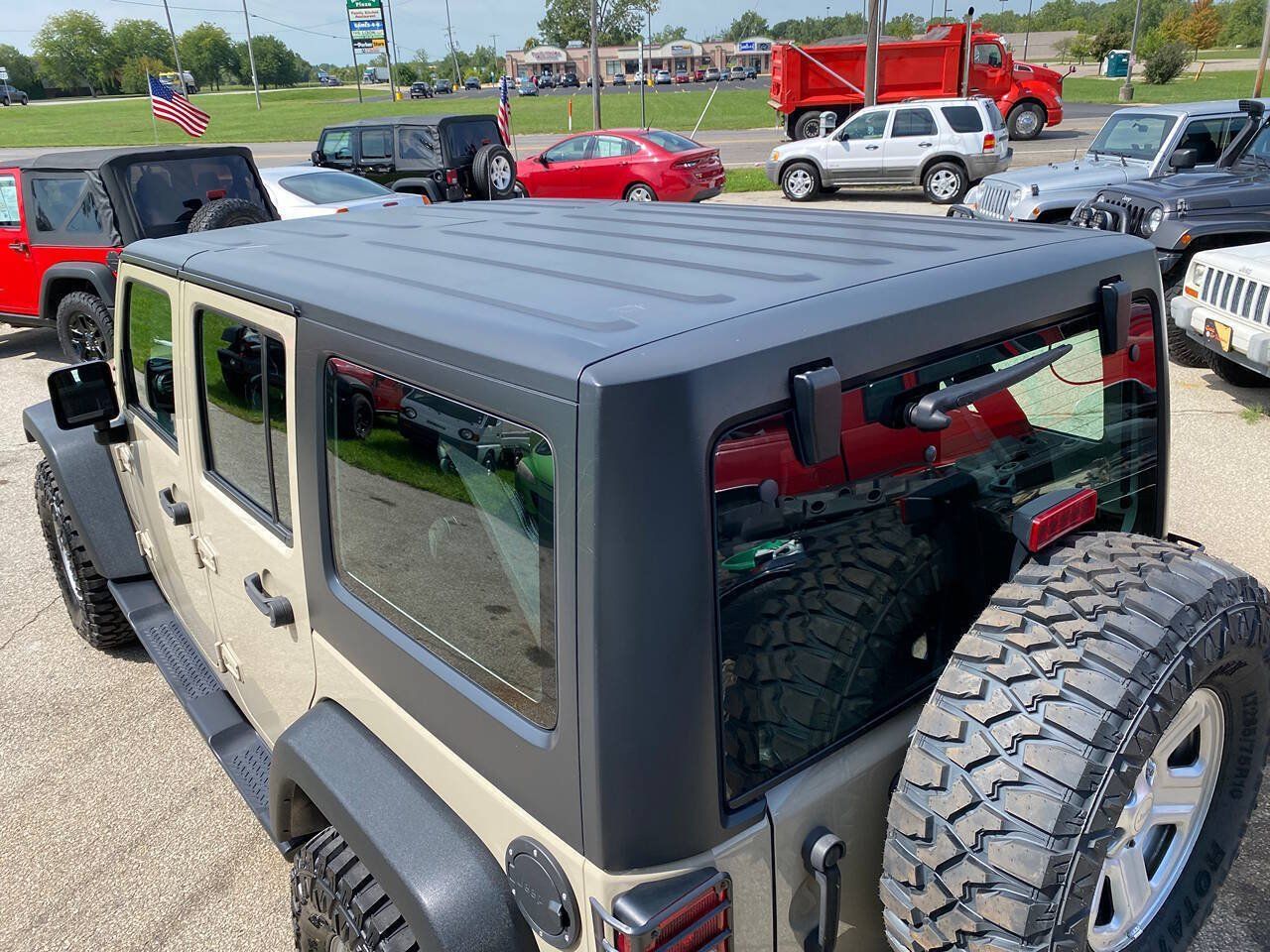 Used 2018 Jeep Wrangler Unlimited Sport AWD/4WD image 40