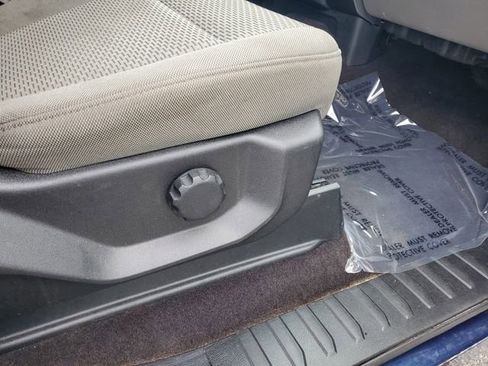 Used 2019 Ford F150 XLT image 32