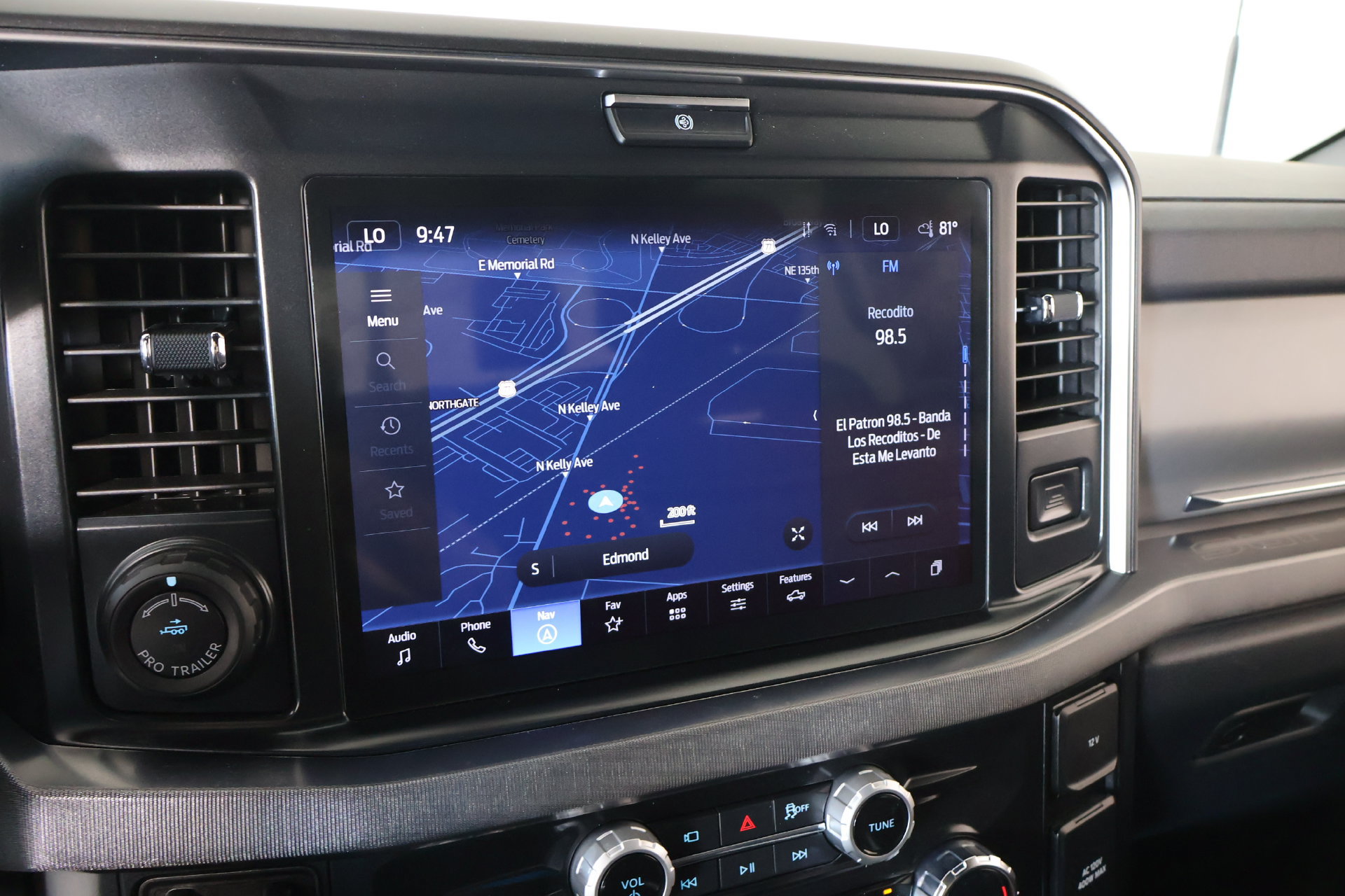 Used 2025 Ford F350 Platinum AWD/4WD image 7