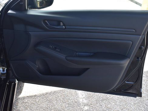 Used 2025 Nissan Altima 2.5 S image 50