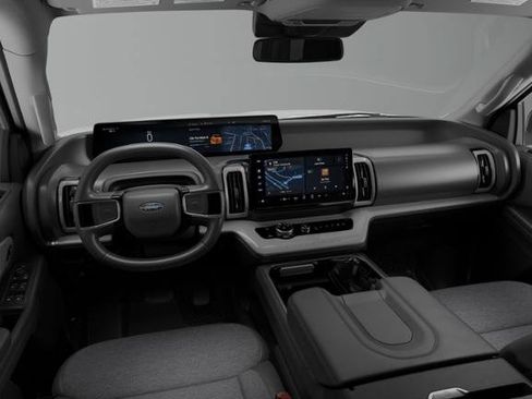 New 2026 Ford Expedition Active image 30