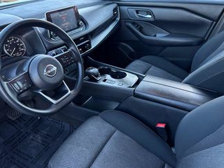 Used 2024 Nissan Rogue SV FWD video 2