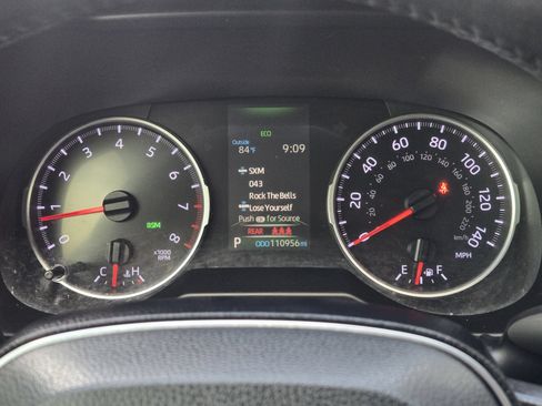 Used 2020 Toyota RAV4 XLE Premium FWD image 15