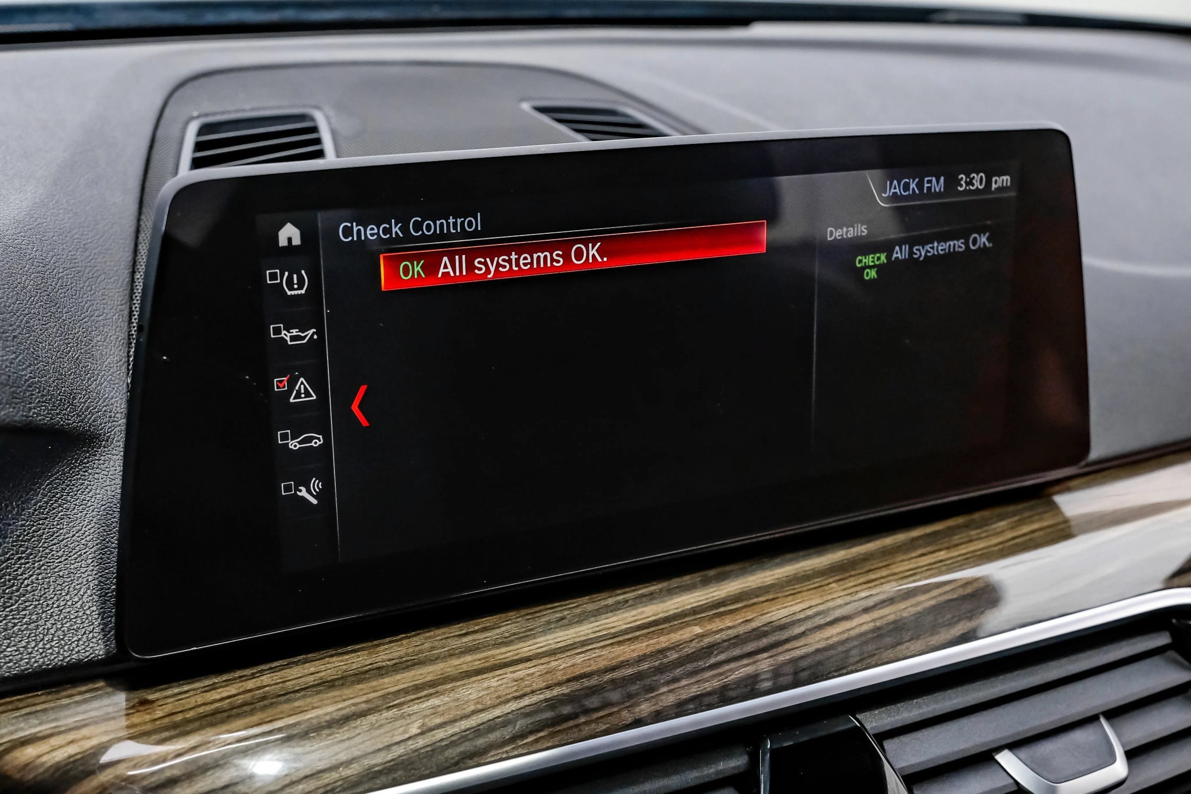 Used 2019 BMW 540i w/ M Sport Package RWD image 45