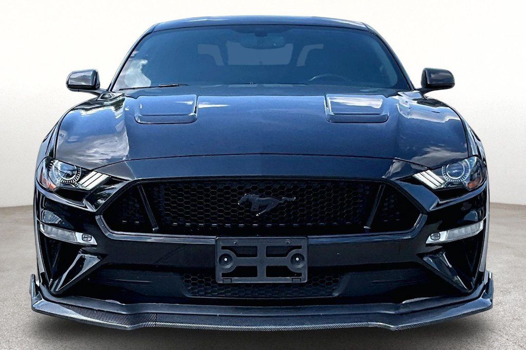Used 2018 Ford Mustang GT RWD image 3
