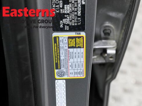 Used 2024 Kia Soul LX w/ Option Group 015 image 32