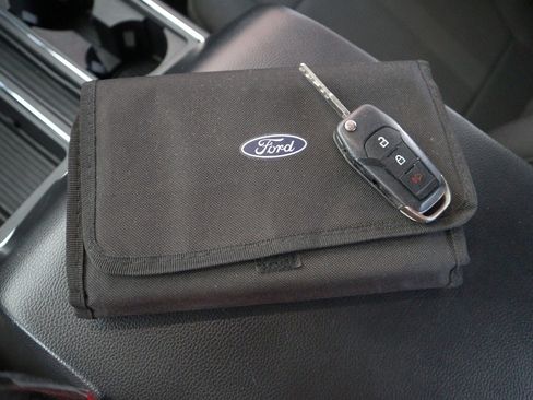 Used 2017 Ford F150 XL w/ Equipment Group 101A Mid image 26