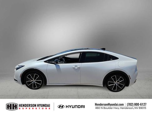 Used 2024 Toyota Prius Limited w/ Limited Premium Package FWD image 5
