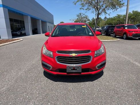 Used 2016 Chevrolet Cruze LT w/ Technology Package image 2