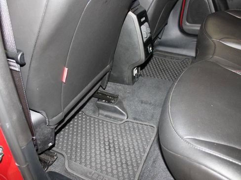Used 2025 Jeep Compass Trailhawk AWD/4WD image 22