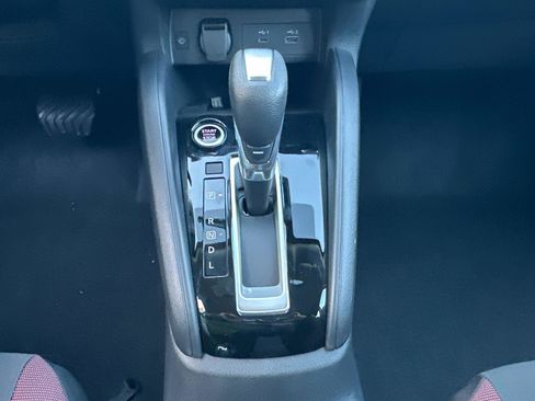 New 2025 Nissan Versa SR w/ Trunk Package image 36