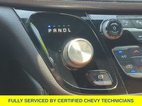 Used 2022 Chrysler Pacifica Pinnacle AWD/4WD image 34