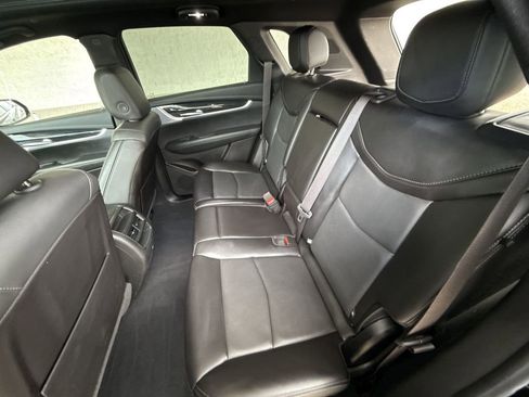 Certified 2025 Cadillac XT5 Premium Luxury image 25