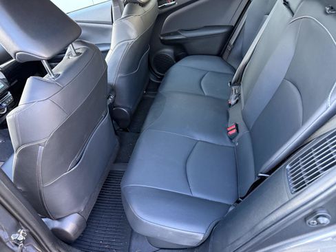 Used 2022 Toyota Prius Prime XLE FWD image 11