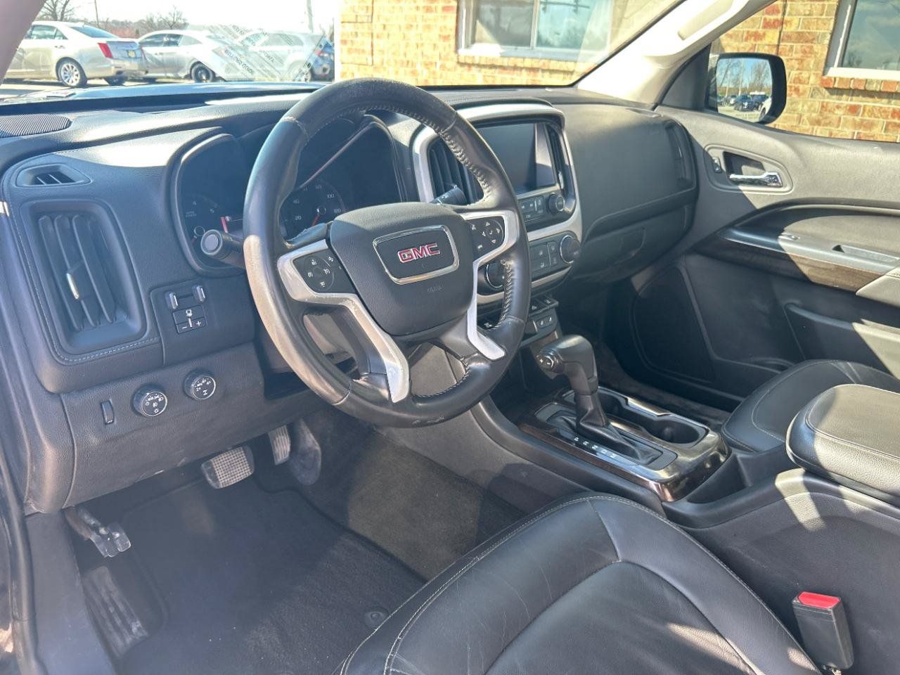Used 2016 GMC Canyon SLT w/ Driver Alert Package AWD/4WD image 18