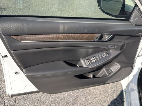 Used 2019 Honda Accord EX-L image 16