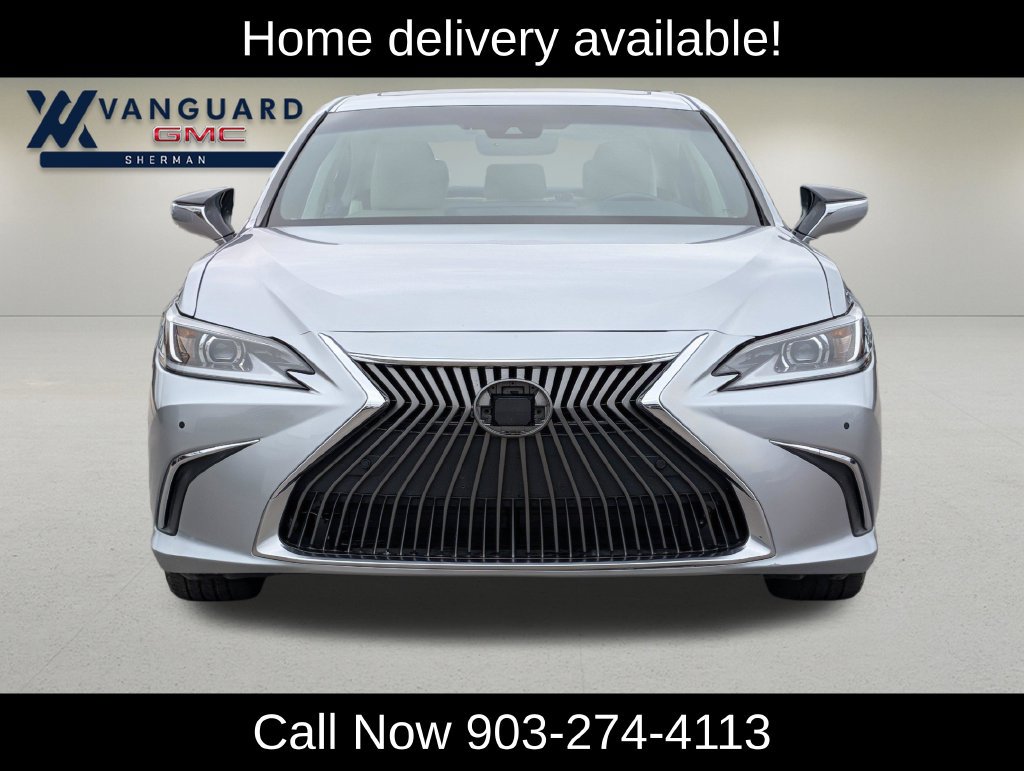 Used 2022 Lexus ES 300h w/ Premium Package FWD image 2
