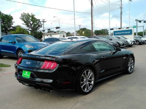 Used 2018 Ford Mustang GT Premium w/ Equipment Group 401A RWD image 7