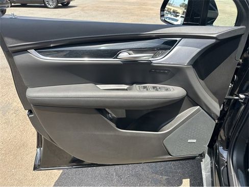 New 2025 Cadillac XT5 Premium Luxury image 7