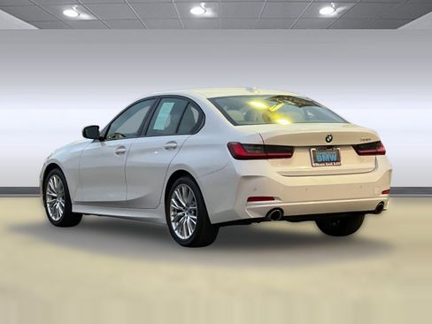 Certified 2023 BMW 330i Sedan w/ Premium Package image 3