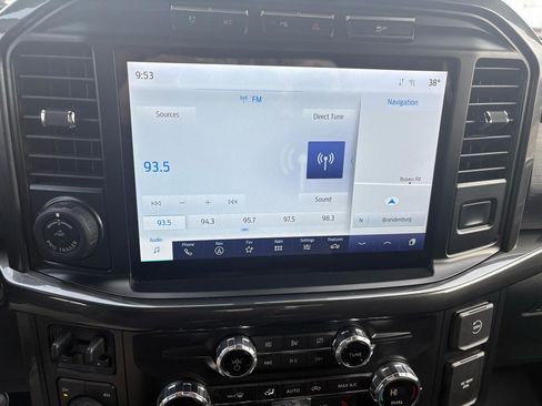 Certified 2021 Ford F150 XLT w/ Equipment Group 302A High image 26