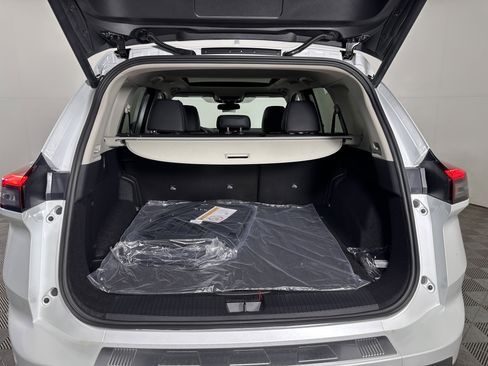 New 2026 Nissan Rogue SV w/ SV Premium Package image 18