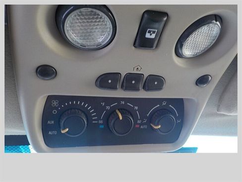 Used 2006 Chevrolet Suburban LT w/ Preferred Equipment Group image 28