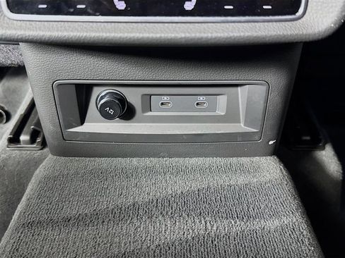 Used 2023 Audi SQ8 Prestige w/ Prestige Package image 28