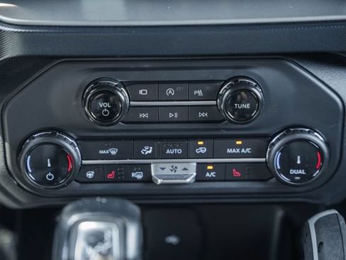 Used 2022 Ford Bronco Outer Banks AWD/4WD image 24