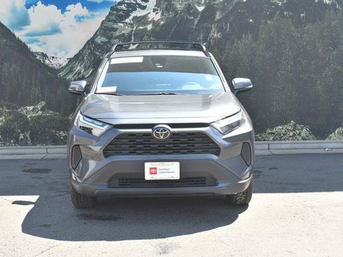 Used 2024 Toyota RAV4 XLE w/ Convenience Package FWD image 5
