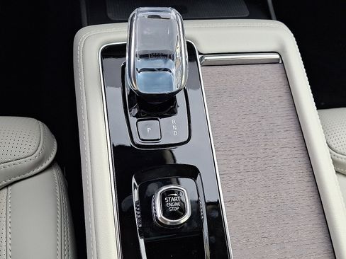 New 2026 Volvo XC90 B6 Ultra w/ Protection Package image 10