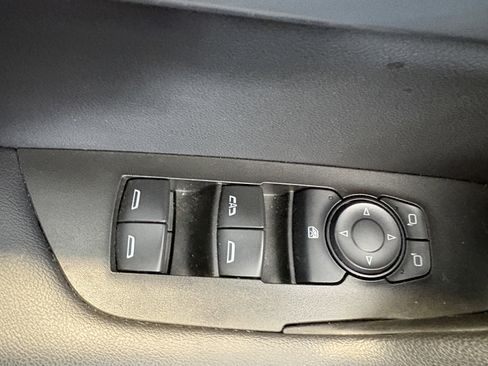 Used 2024 Chevrolet Blazer LT w/ Convenience Package FWD image 9