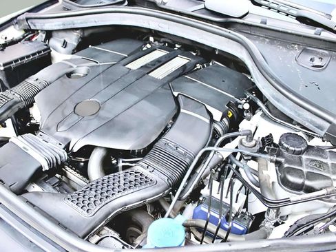 Used 2019 Mercedes-Benz GLS 450 4MATIC image 48