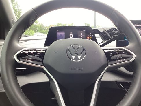 Used 2023 Volkswagen ID.4 Pro S image 10