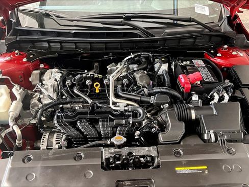 Certified 2024 Nissan Altima 2.5 SL FWD image 32