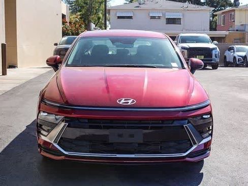 Certified 2025 Hyundai Sonata SEL FWD image 2